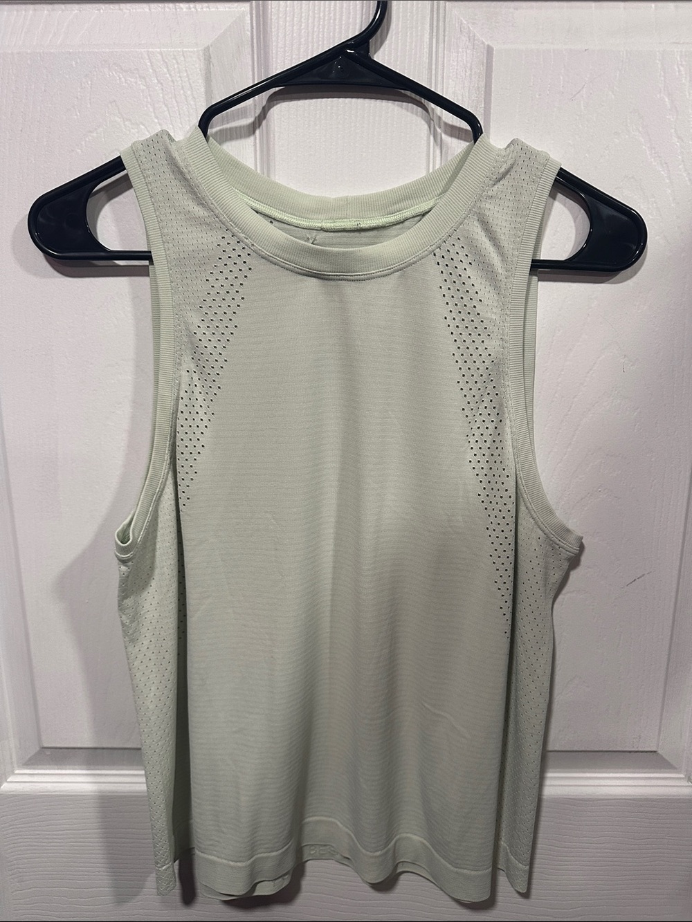 Light Green Womens Lululemon Sleeveless Performance Tank Top